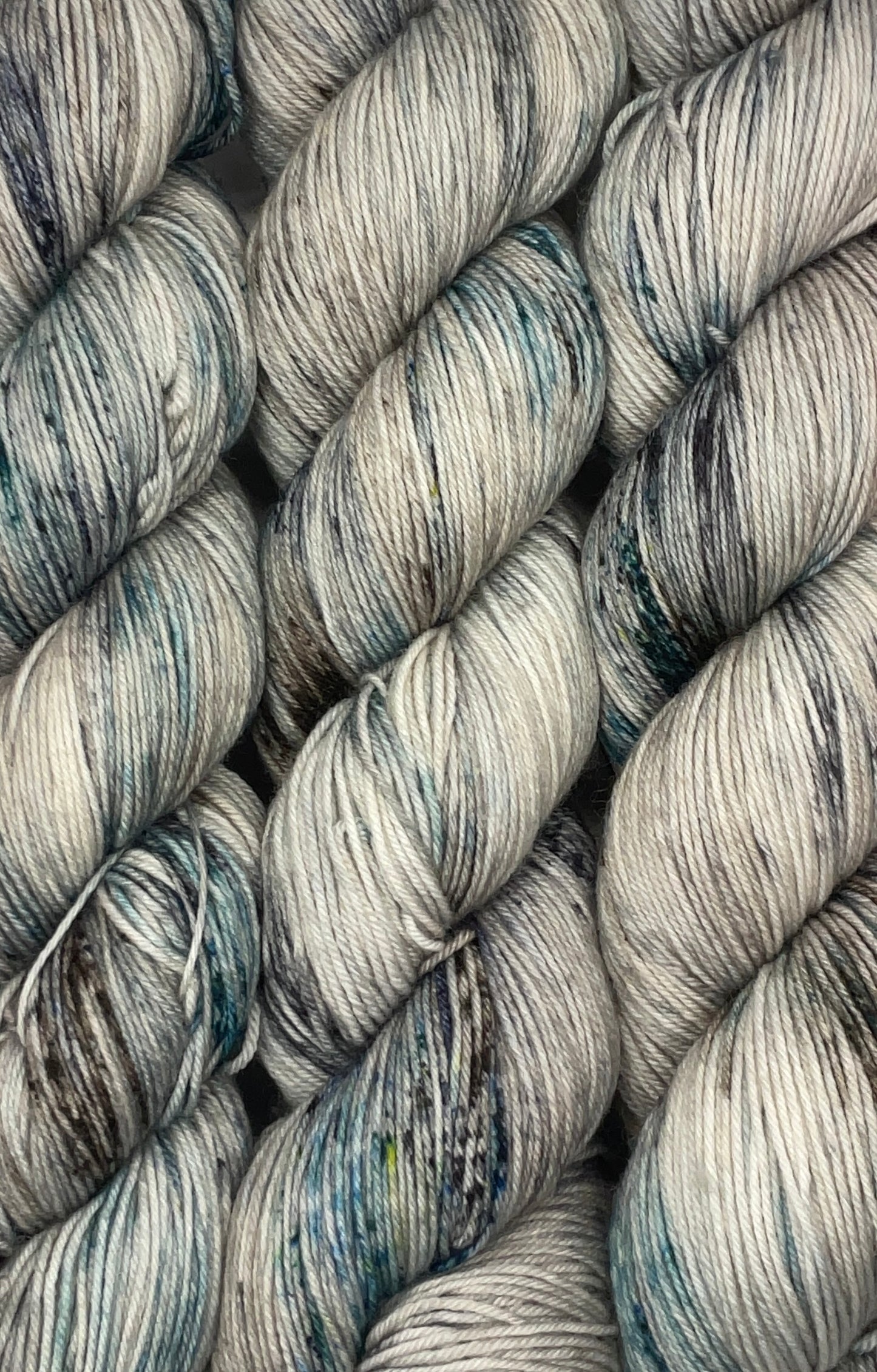 Classic Speckle Fingering 100g Skein